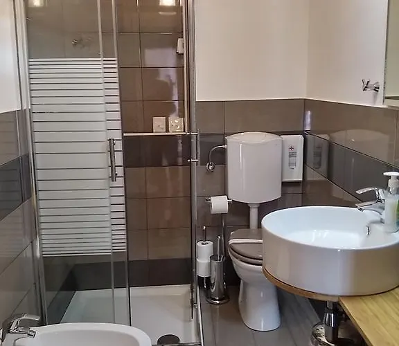 Casa Piazza Del Santo 2*